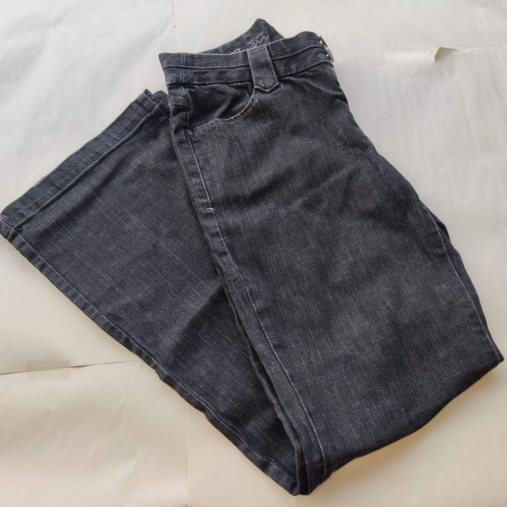 Eddie Bauer Women's Curvy Jeans - Black